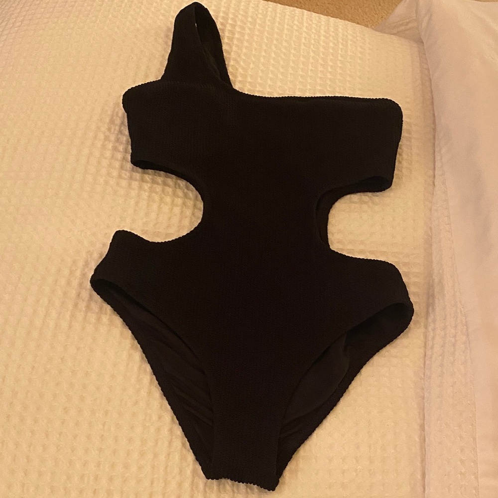 Victoria's Secret Black One-Shoulder Swimsuit